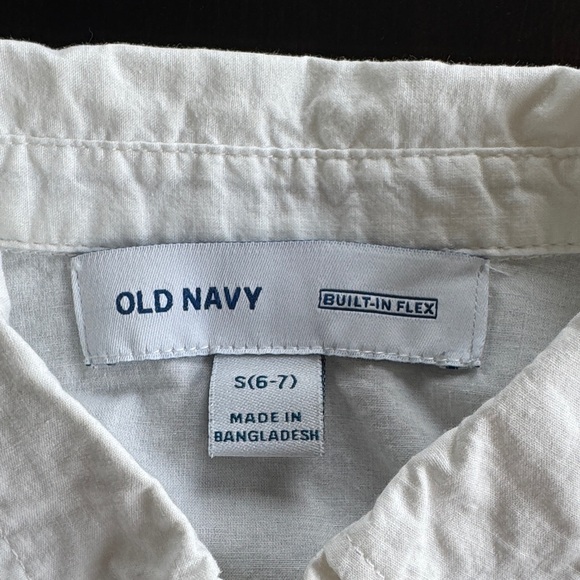 Old Navy Kids White Button Down Shirt - Picture 2 of 3